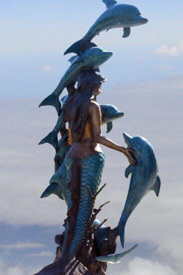 海豚人鱼喷泉雕塑