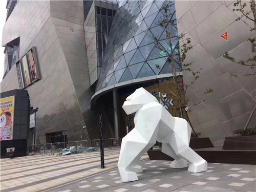 上海玻璃钢雕塑制作哪家好？